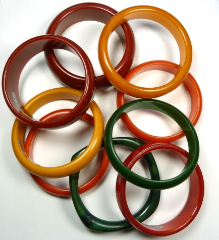 Assorted bakelite bangles