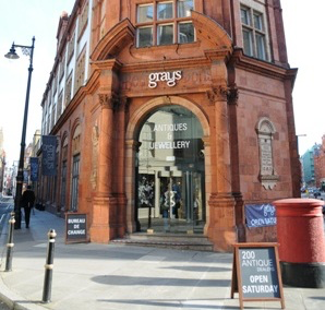 This is the front of Grays Antiques