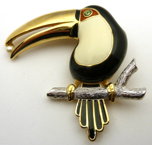 Grosse toucan brooch