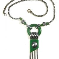 Deco necklace chrome green circle