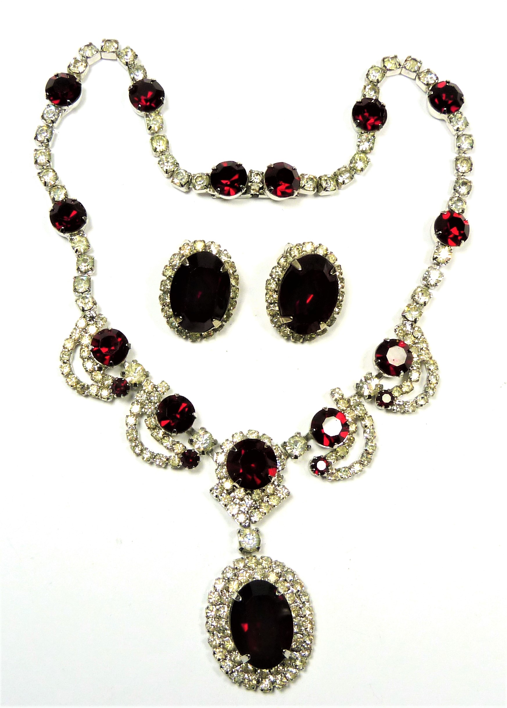 Buy Curio Cottage Diamante & Cubic Zirconia Necklace Set Online At Best  Price @ Tata CLiQ