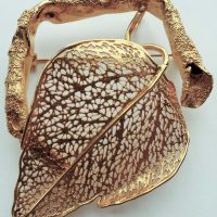 gilt leaf brooch 2