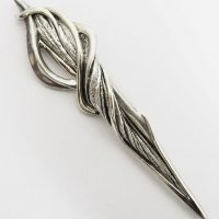 Bar-on long silver brooch 2