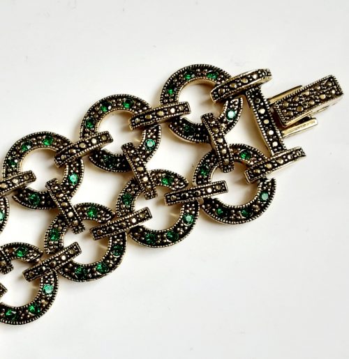 Monet green stones bracelet clasp