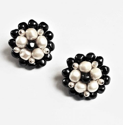 Monet pearls clip earrings