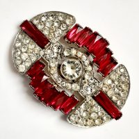 red baguettes buckle French Deco