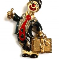 Mazer clown luggage brooch